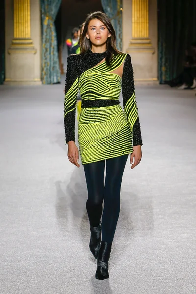 Look 52